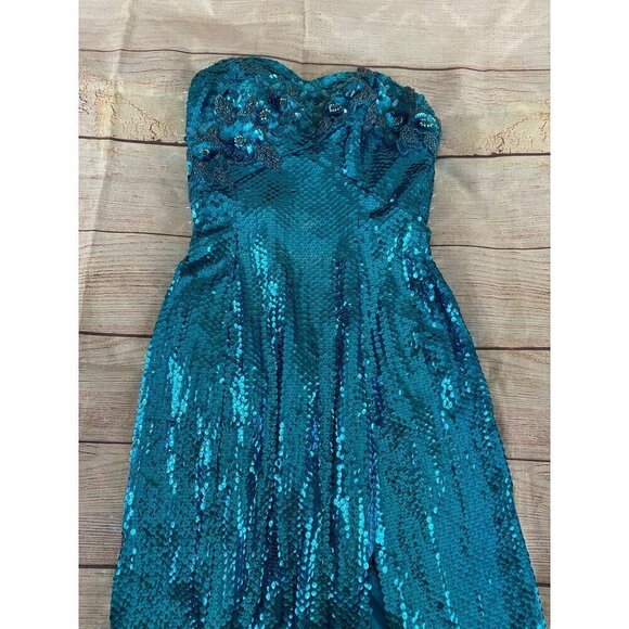 Vintage Mike Bennet Formals Women's Blue Sequin Evening Gown - 8 - Picture 13 of 14